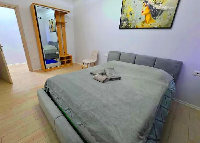 Deas In 2 Apartament